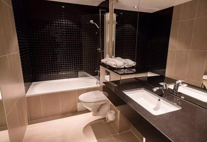 اتاق خانوادگی, Quality Hotel Edvard Grieg