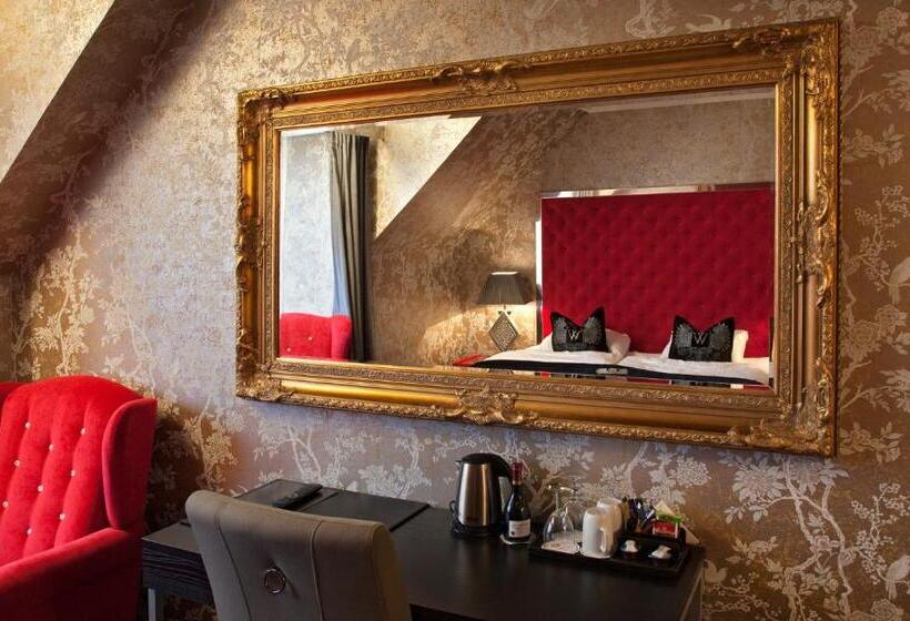 חדר משפחתי, Wassilioff   Unike Hoteller