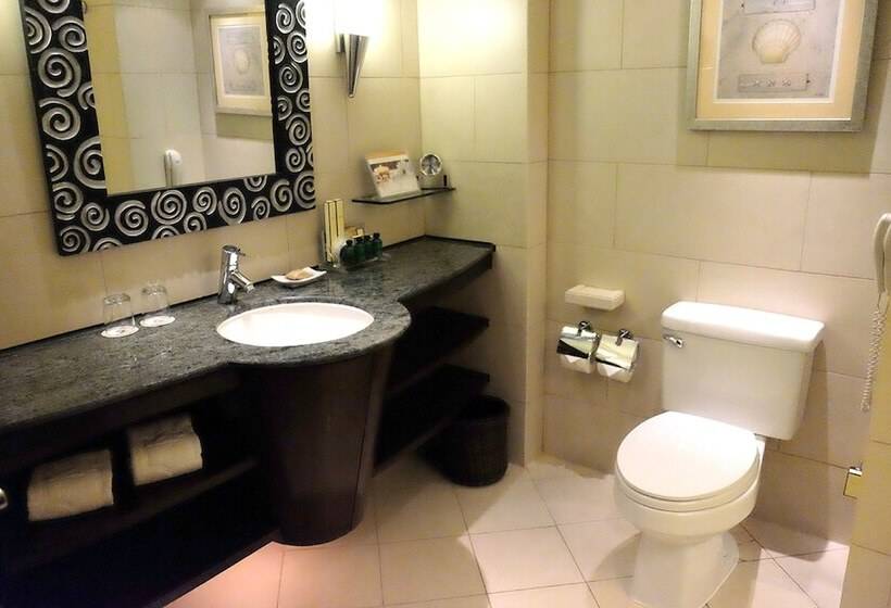 디럭스 패밀리 룸, Shangrila Mactan, Cebu