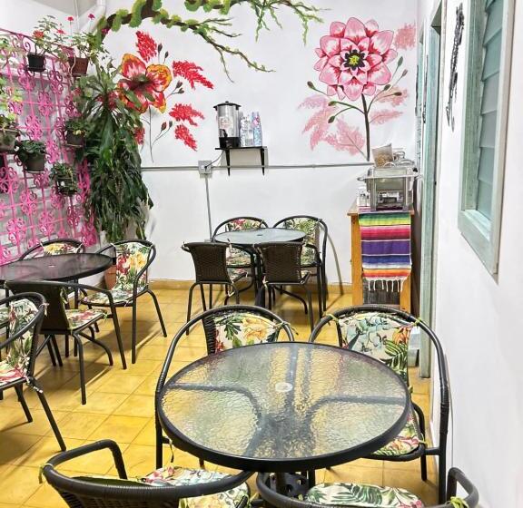 اتاق لوکس سه تخته, Boutique Stay La 10