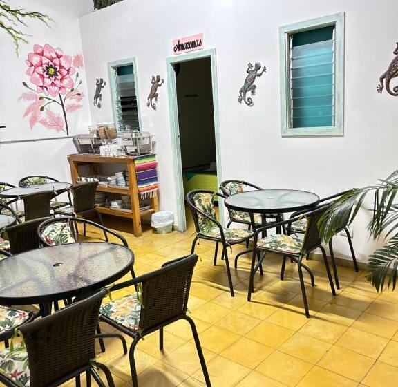 디럭스 트리플 룸, Boutique Stay La 10