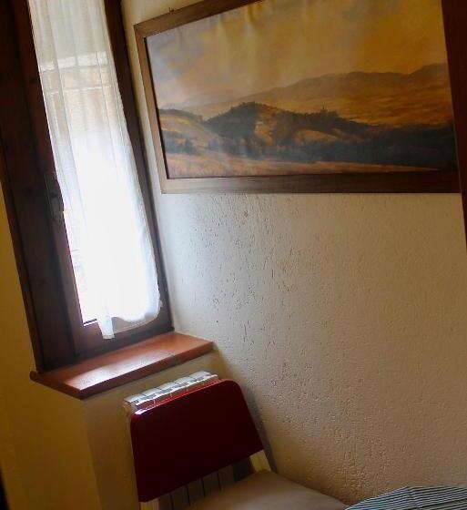 اتاق استاندارد سه نفره, Alter Ego B&b Assisi