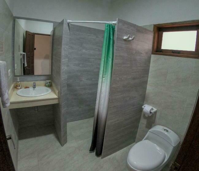 キングサイズベッドのスタンダードルーム, Camali