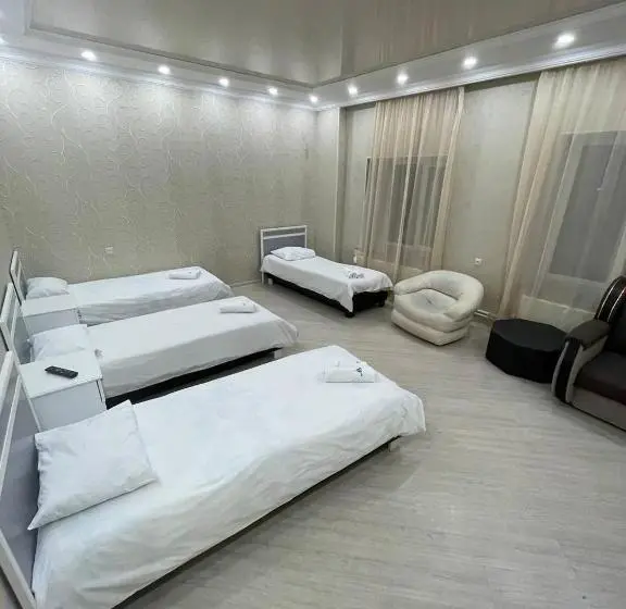 اتاق استاندارد چهار تخته, Olympic Gyumri By One