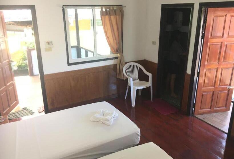 スーペリアトリプルルーム, Coco S Guesthouse