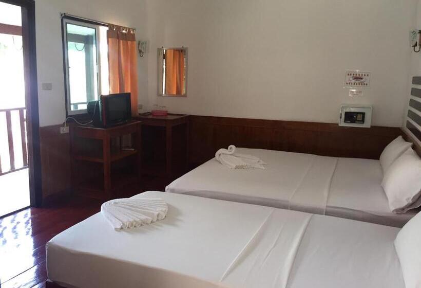 スーペリアトリプルルーム, Coco S Guesthouse