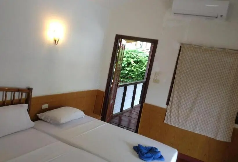Quarto Triplo Standart, Coco S Guesthouse