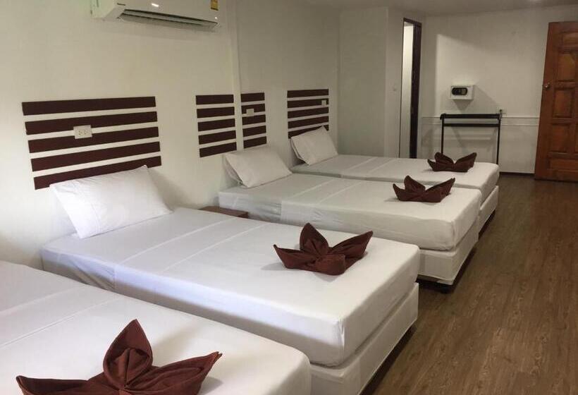 スタンダード４人部屋, Coco S Guesthouse