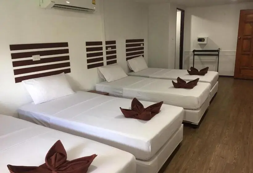 Quarto Quádruplo Standard, Coco S Guesthouse