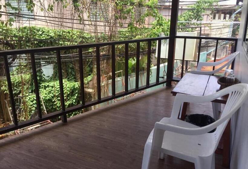 スタンダード４人部屋, Coco S Guesthouse