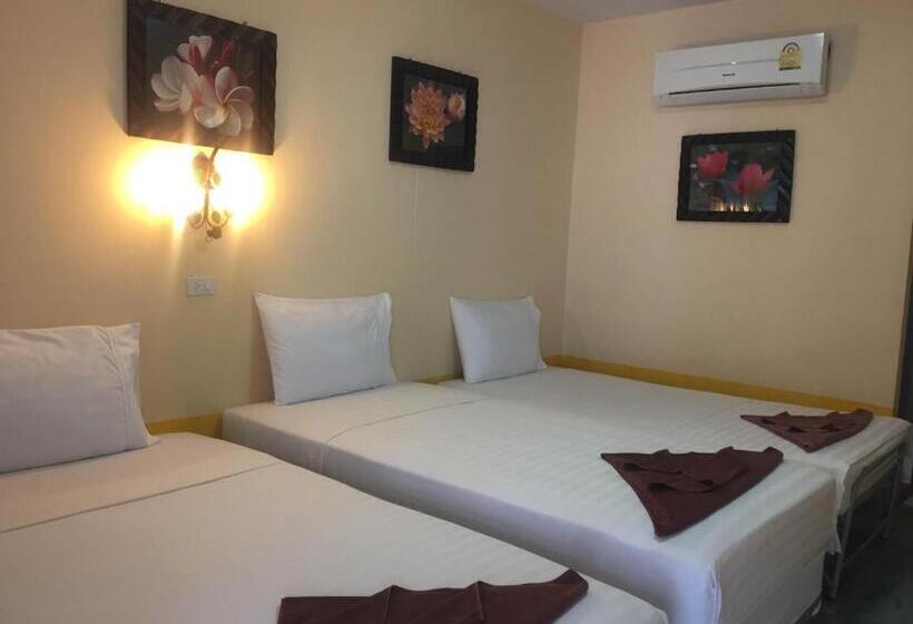 スーペリアトリプルルーム, Coco S Guesthouse