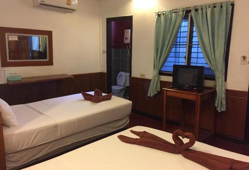 スタンダードトリプルルーム, Coco S Guesthouse