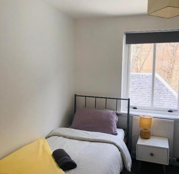 غرفة قياسية فردية, Hartfield House Hostel