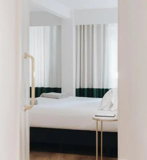 اتاق سوپریور با تخت بزرگ, Room Mate Cosmo - City Centre, Valencia