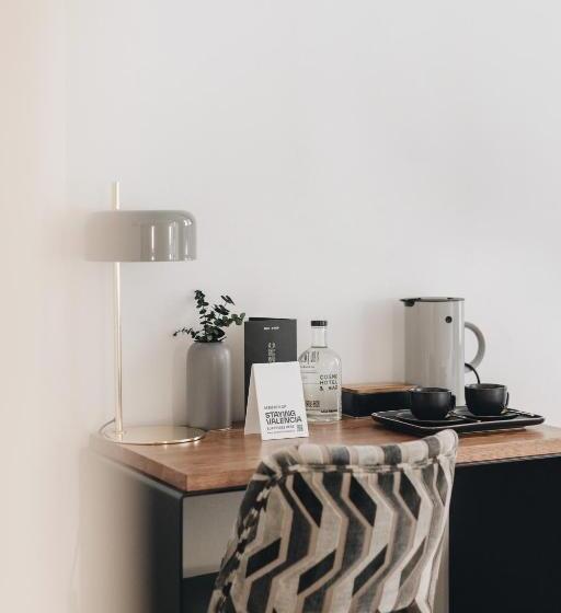 غرفة سوبيريور سرير كينج, Room Mate Cosmo - City Centre, Valencia