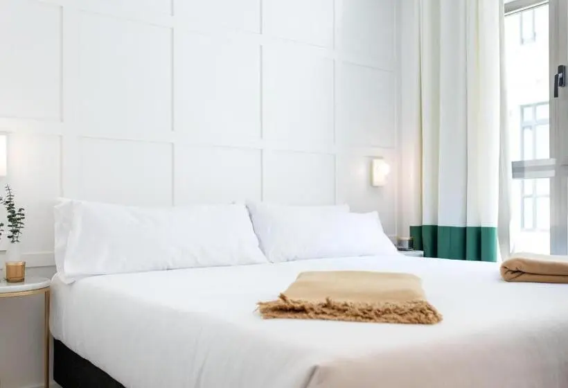 اتاق استاندارد با تخت بزرگ, Room Mate Cosmo - City Centre, Valencia
