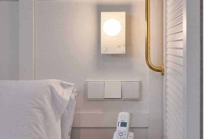 Superior Room with Terrace, Room Mate Cosmo - City Centre, Valencia