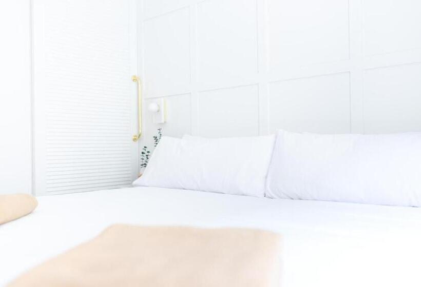 اتاق استاندارد با تخت بزرگ, Room Mate Cosmo - City Centre, Valencia