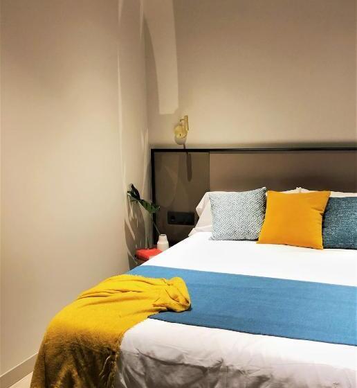 Номер Deluxe, Torrent