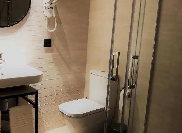 Habitació Estàndard Interior, Torrent