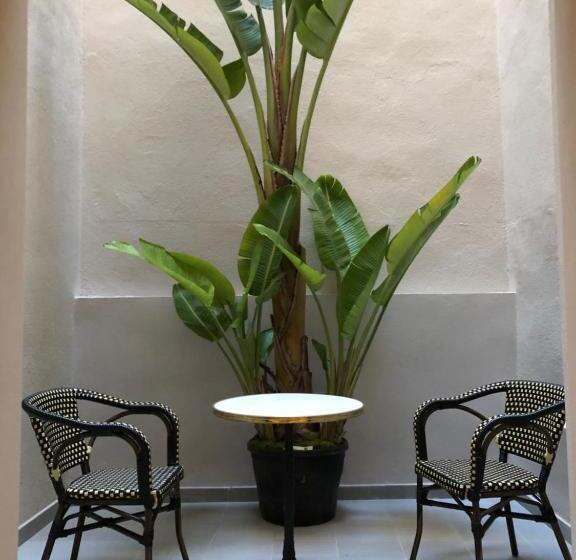 Номер Стандарт Внутренний, Torrent