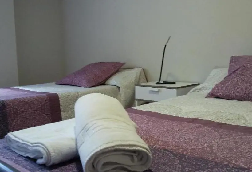 バス共有のスタンダードルーム, Alma Del Camino Rooms & Albergue Hostel