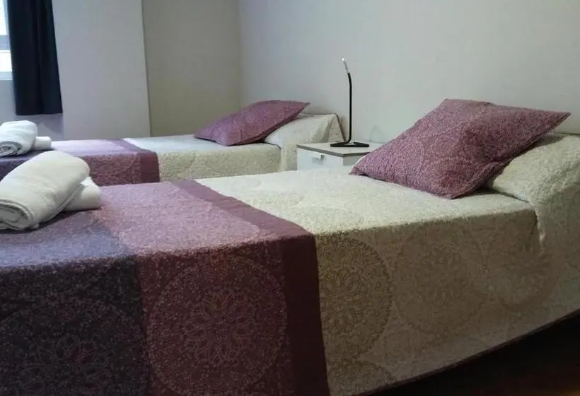 バス共有のスタンダードルーム, Alma Del Camino Rooms & Albergue Hostel