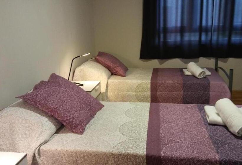 带共用浴室的标准房间, Alma Del Camino   Rooms & Albergue   Hostel