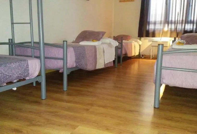 浴室共有ファミリールーム, Alma Del Camino Rooms & Albergue Hostel