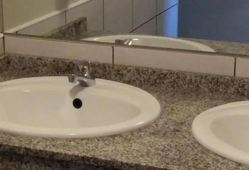 浴室共有ファミリールーム, Alma Del Camino Rooms & Albergue Hostel