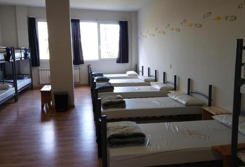 Семейный Номер, Alma Del Camino   Rooms & Albergue   Hostel