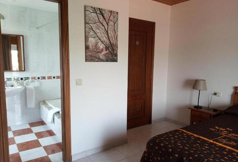 اتاق استاندارد با تراس, Pensión Casa Angelina