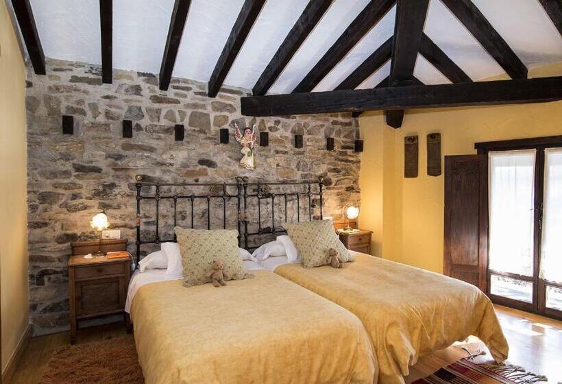 غرفة قياسية, Rural Zalama