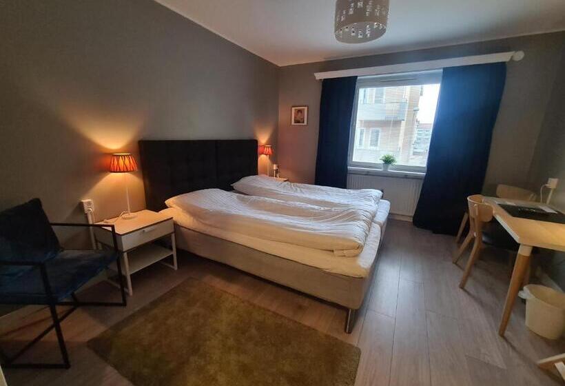 اتاق اکونومی, L Boulogne