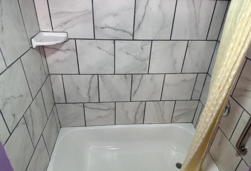 غرفة قياسية, Western Inn Roswell