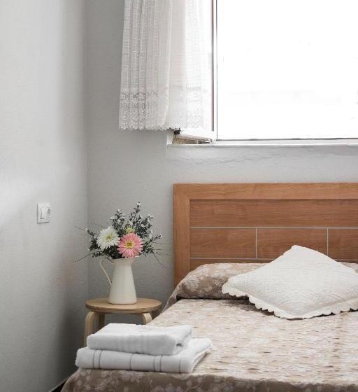 스탠다드 싱글 룸 공동욕실, Pension Casa Maruja