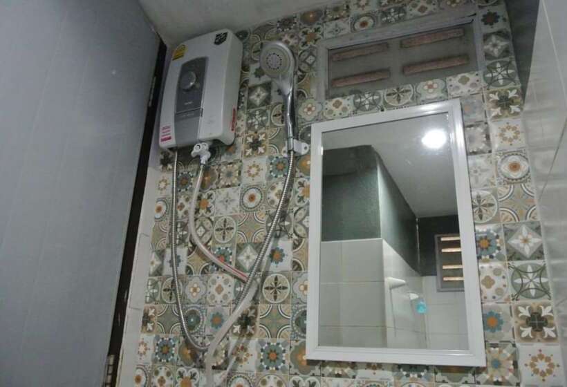 スタンダードルーム, Phang Nga Guesthouse