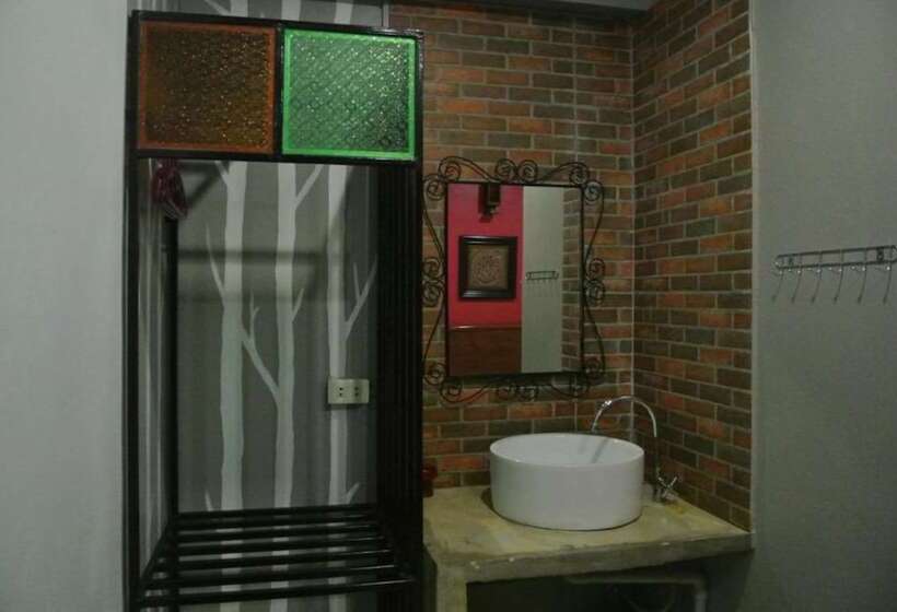 スタンダードトリプルルーム, Phang Nga Guesthouse