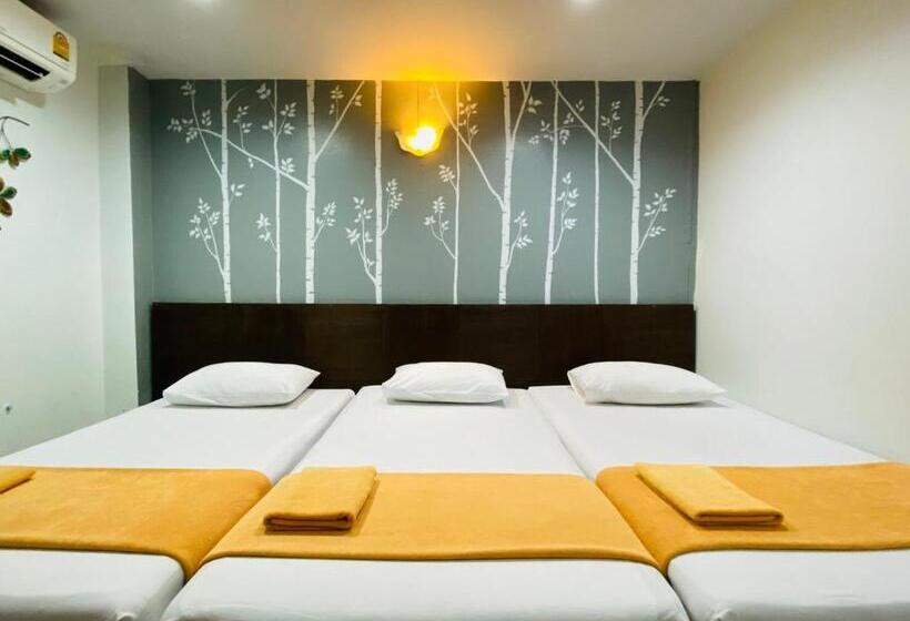 スタンダードトリプルルーム, Phang Nga Guesthouse