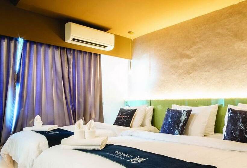 豪华三人间, Tamsabai