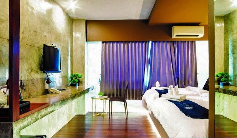 豪华三人间, Tamsabai