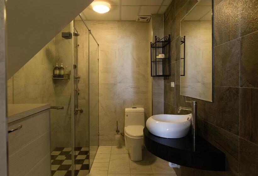 اتاق استاندارد, Wei Sen House