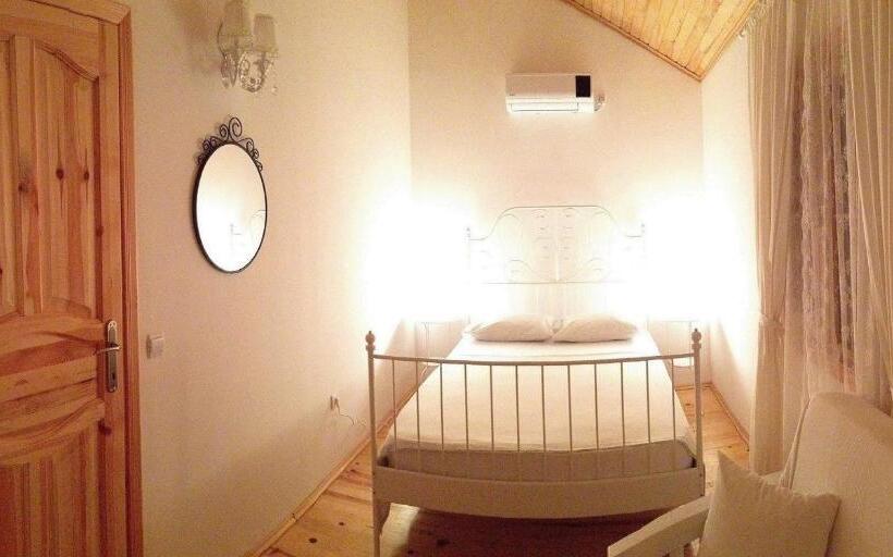 سوییت, Naz Apart Cirali