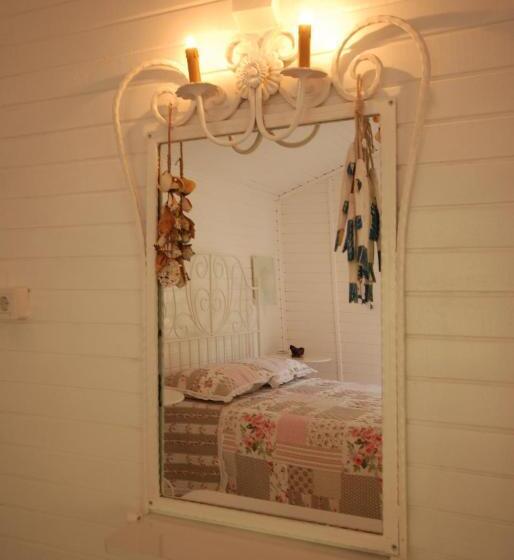 اتاق کلاسیک سه تخته, Naz Apart Cirali