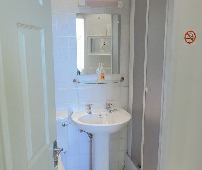 ファミリールーム, Somerset House B&b