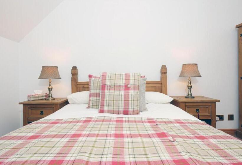 اتاق لوکس, Culliss House B&b