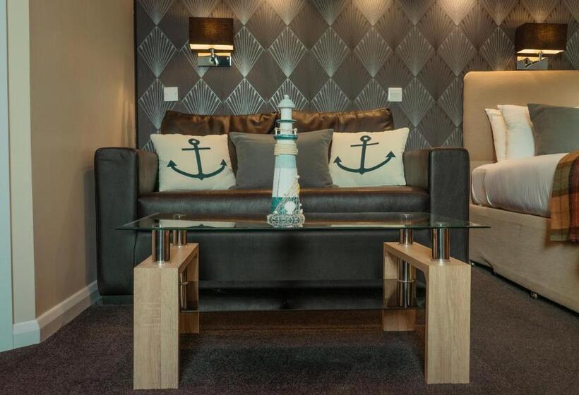 Семейный Номер Вид на Море, Firth Hotel & Restaurant