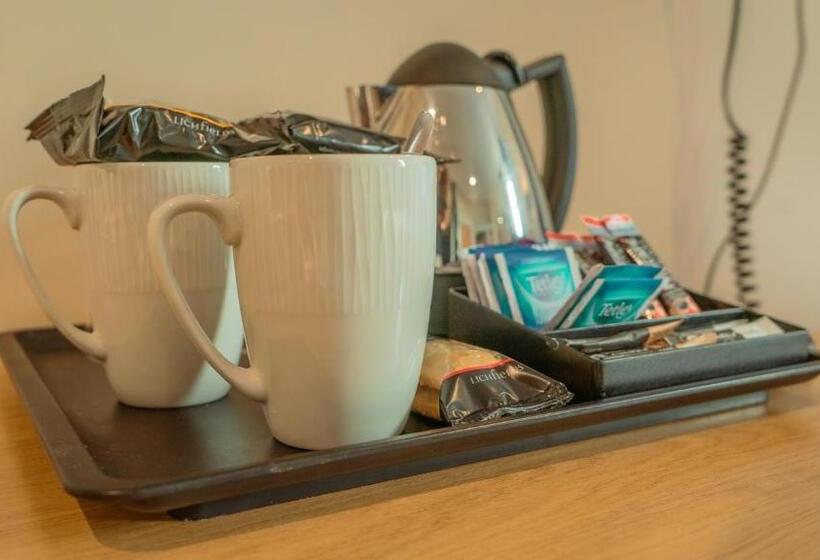 Семейный Номер Вид на Море, Firth Hotel & Restaurant