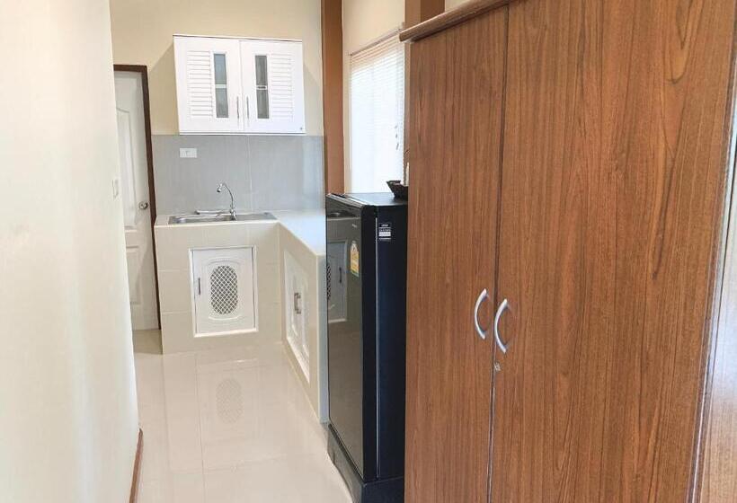 בקתה סטנדרטית, Baan Sooksiri Bangsaray