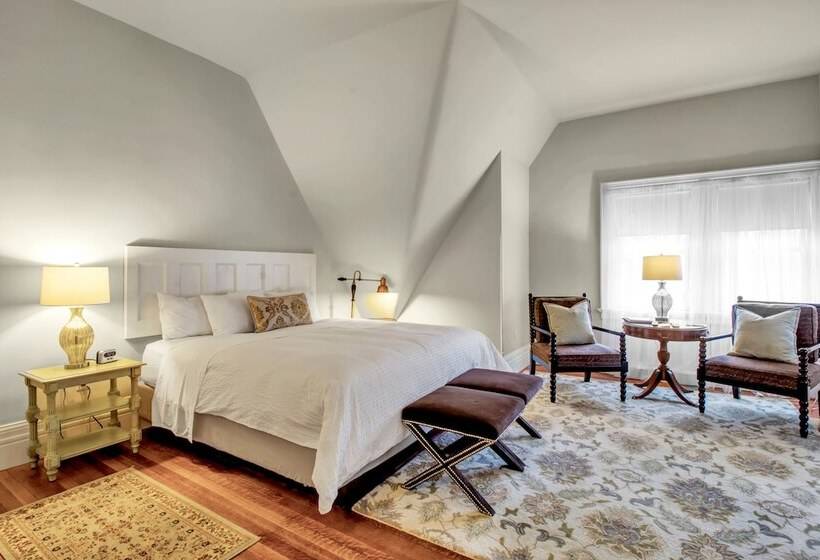 غرفة قياسية, Innbuffalo Off Elmwood